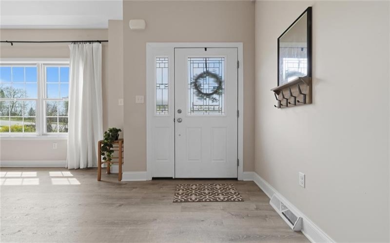 301 Juniper Way, McMurray, 15317, 3 Bedrooms Bedrooms, 12 Rooms Rooms,3.1 BathroomsBathrooms,Residential,For Sale,Juniper Way,1749529