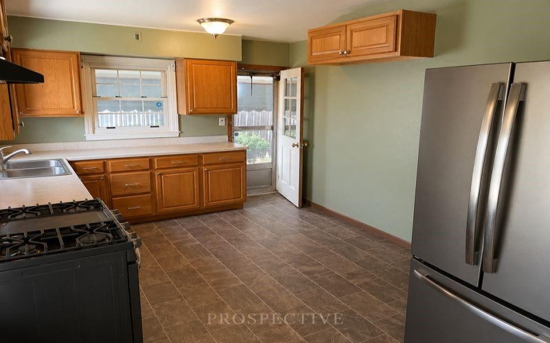 14 Hogsett St, Uniontown, 15401, 3 Bedrooms Bedrooms, ,1.1 BathroomsBathrooms,Residential,For Sale,Hogsett St,1749532