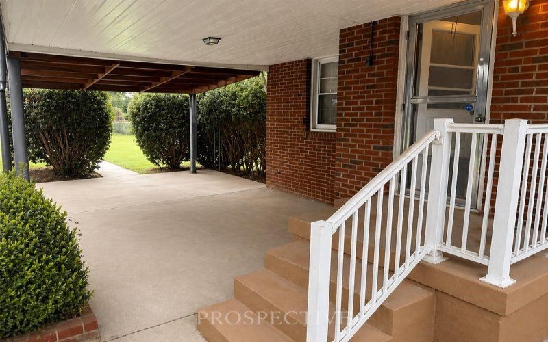 14 Hogsett St, Uniontown, 15401, 3 Bedrooms Bedrooms, ,1.1 BathroomsBathrooms,Residential,For Sale,Hogsett St,1749532