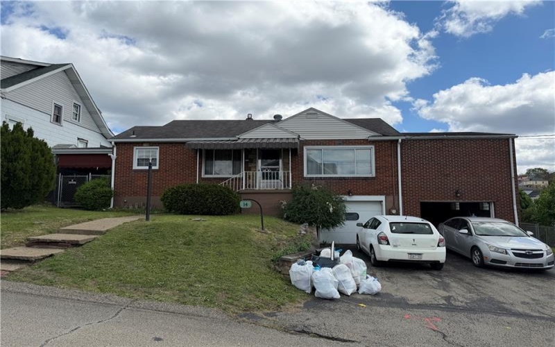 14 Hogsett St, Uniontown, 15401, 3 Bedrooms Bedrooms, ,1.1 BathroomsBathrooms,Residential,For Sale,Hogsett St,1749532