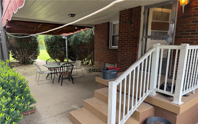 14 Hogsett St, Uniontown, 15401, 3 Bedrooms Bedrooms, ,1.1 BathroomsBathrooms,Residential,For Sale,Hogsett St,1749532