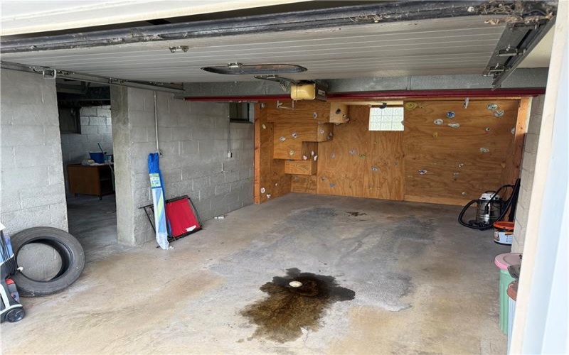 14 Hogsett St, Uniontown, 15401, 3 Bedrooms Bedrooms, ,1.1 BathroomsBathrooms,Residential,For Sale,Hogsett St,1749532