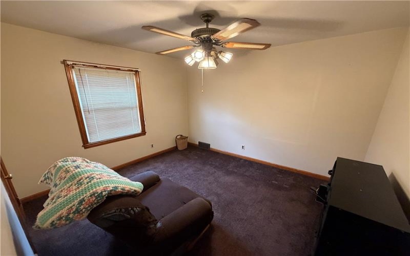 14 Hogsett St, Uniontown, 15401, 3 Bedrooms Bedrooms, ,1.1 BathroomsBathrooms,Residential,For Sale,Hogsett St,1749532