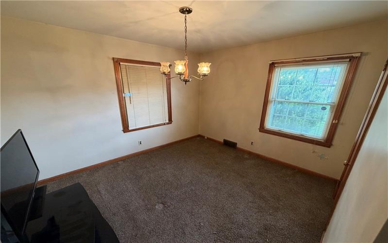 14 Hogsett St, Uniontown, 15401, 3 Bedrooms Bedrooms, ,1.1 BathroomsBathrooms,Residential,For Sale,Hogsett St,1749532