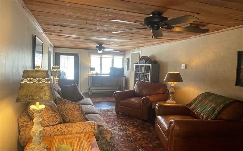 615 Westerly Lane, Ligonier, 15658, 4 Bedrooms Bedrooms, 10 Rooms Rooms,2.1 BathroomsBathrooms,Residential,For Sale,Westerly Lane,1750726