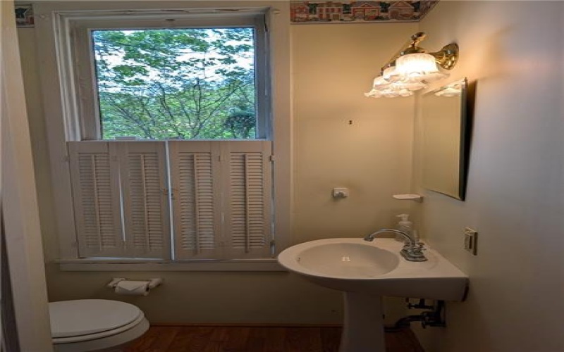 436 Maple Ave, Greensburg, 15601, 3 Bedrooms Bedrooms, 8 Rooms Rooms,1.1 BathroomsBathrooms,Residential,For Sale,Maple Ave,1750847
