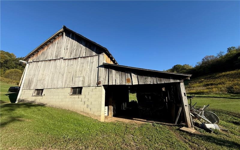 192 Van Druff Road, Spraggs / Perry Township, 15362, 2 Bedrooms Bedrooms, ,2 BathroomsBathrooms,Residential,For Sale,Van Druff Road,1751032