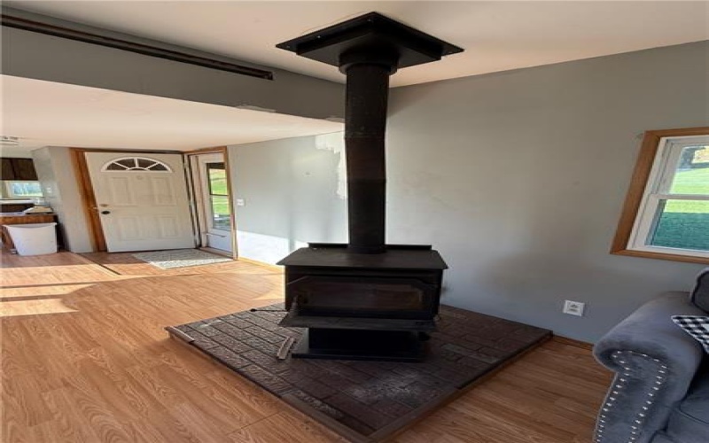 192 Van Druff Road, Spraggs / Perry Township, 15362, 2 Bedrooms Bedrooms, ,2 BathroomsBathrooms,Residential,For Sale,Van Druff Road,1751032