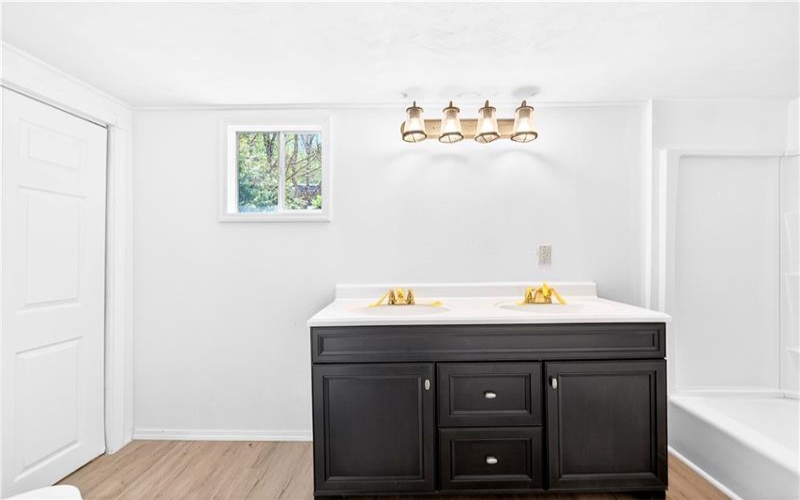 116 Dutchtown Rd, Herminie, 15637, 6 Bedrooms Bedrooms, 9 Rooms Rooms,2.1 BathroomsBathrooms,Residential,For Sale,Dutchtown Rd,1751047