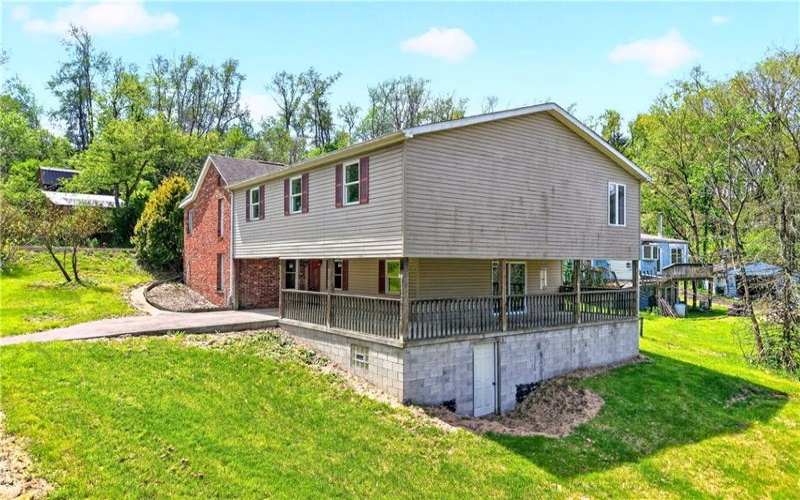 116 Dutchtown Rd, Herminie, 15637, 6 Bedrooms Bedrooms, 9 Rooms Rooms,2.1 BathroomsBathrooms,Residential,For Sale,Dutchtown Rd,1751047