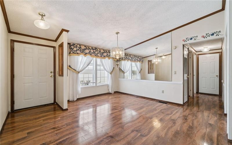 236 Ridge Ln, Murrysville, 15668, 3 Bedrooms Bedrooms, 6 Rooms Rooms,2 BathroomsBathrooms,Residential,For Sale,Ridge Ln,1737250
