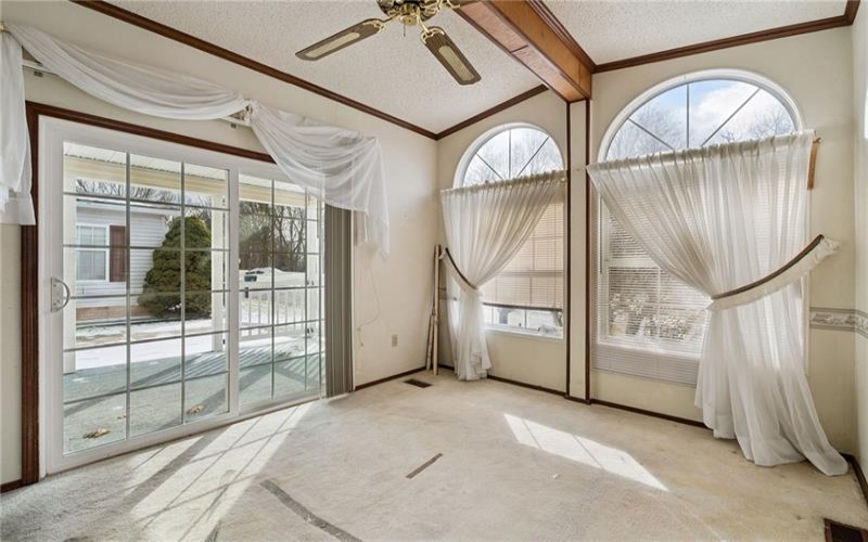 236 Ridge Ln, Murrysville, 15668, 3 Bedrooms Bedrooms, 6 Rooms Rooms,2 BathroomsBathrooms,Residential,For Sale,Ridge Ln,1737250