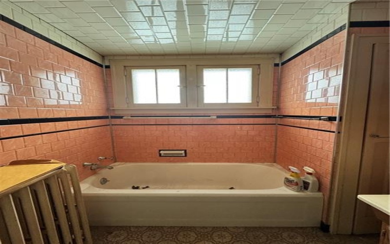 325 Crest Ave, Charleroi, 15022, 3 Bedrooms Bedrooms, ,1 BathroomBathrooms,Residential,For Sale,Crest Ave,1750561
