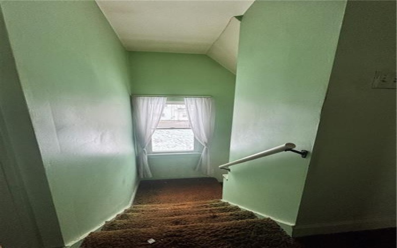 325 Crest Ave, Charleroi, 15022, 3 Bedrooms Bedrooms, ,1 BathroomBathrooms,Residential,For Sale,Crest Ave,1750561