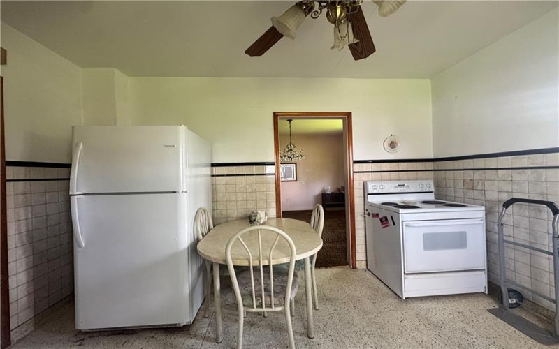 325 Crest Ave, Charleroi, 15022, 3 Bedrooms Bedrooms, ,1 BathroomBathrooms,Residential,For Sale,Crest Ave,1750561