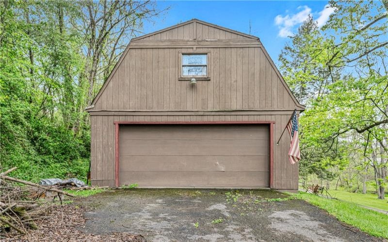1920 Route 519, Canonsburg, 15317, 3 Bedrooms Bedrooms, 9 Rooms Rooms,2.1 BathroomsBathrooms,Residential,For Sale,Route 519,1751026