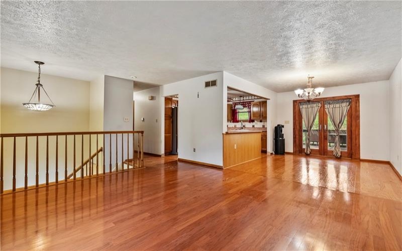 1920 Route 519, Canonsburg, 15317, 3 Bedrooms Bedrooms, 9 Rooms Rooms,2.1 BathroomsBathrooms,Residential,For Sale,Route 519,1751026
