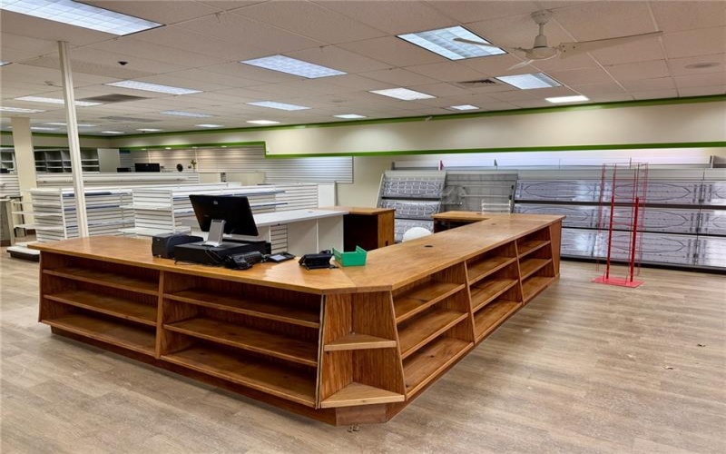 303 Barr St, Mc Donald, 15057, ,Lease,For Rent,Barr St,1751167