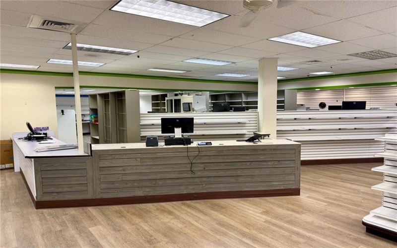 303 Barr St, Mc Donald, 15057, ,Lease,For Rent,Barr St,1751167