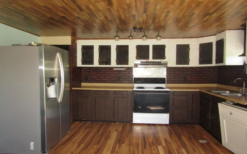 60 Bridge Rd, Prosperity, 15329, 4 Bedrooms Bedrooms, 9 Rooms Rooms,1 BathroomBathrooms,Residential,For Sale,Bridge Rd,1751179