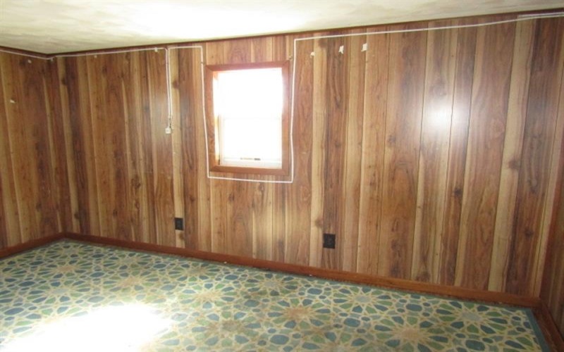 60 Bridge Rd, Prosperity, 15329, 4 Bedrooms Bedrooms, 9 Rooms Rooms,1 BathroomBathrooms,Residential,For Sale,Bridge Rd,1751179