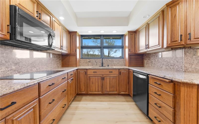 102 Peasant Village Ln, Rostraver, 15012, 5 Bedrooms Bedrooms, ,4 BathroomsBathrooms,Residential,For Sale,Peasant Village Ln,1751202
