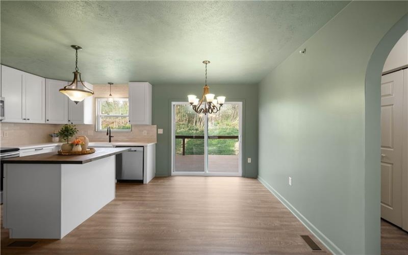 2007 Moccasin Dr, Washington, 15301, 3 Bedrooms Bedrooms, 7 Rooms Rooms,2.1 BathroomsBathrooms,Residential,For Sale,Moccasin Dr,1748250