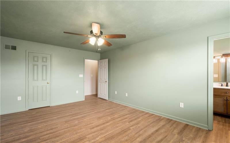 2007 Moccasin Dr, Washington, 15301, 3 Bedrooms Bedrooms, 7 Rooms Rooms,2.1 BathroomsBathrooms,Residential,For Sale,Moccasin Dr,1748250