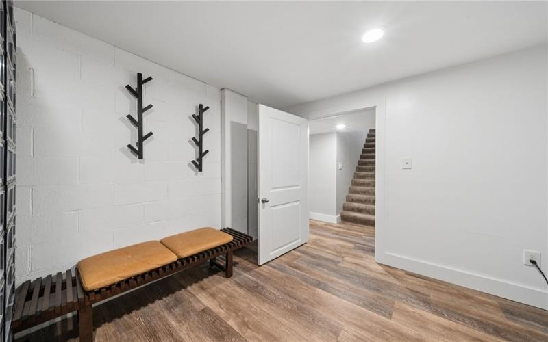 641 Longvue Dr, Houston, 15342, 3 Bedrooms Bedrooms, 9 Rooms Rooms,3 BathroomsBathrooms,Residential,For Sale,Longvue Dr,1748532