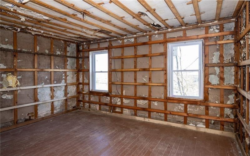 512 4th St, Marianna, 15345, 2 Bedrooms Bedrooms, 5 Rooms Rooms,1 BathroomBathrooms,Residential,For Sale,4th St,1750543