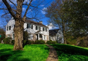 422 Summit Ave, Ligonier, 15658, 4 Bedrooms Bedrooms, 13 Rooms Rooms,2.1 BathroomsBathrooms,Residential,For Sale,Summit Ave,1751011
