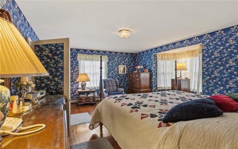 422 Summit Ave, Ligonier, 15658, 4 Bedrooms Bedrooms, 13 Rooms Rooms,2.1 BathroomsBathrooms,Residential,For Sale,Summit Ave,1751011