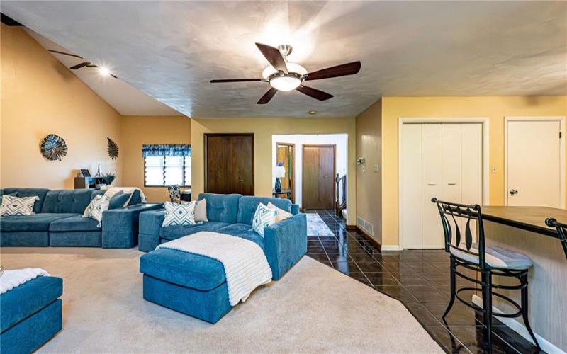 691 Adele Dr, Irwin, 15642, 3 Bedrooms Bedrooms, 10 Rooms Rooms,3.1 BathroomsBathrooms,Residential,For Sale,Adele Dr,1751087