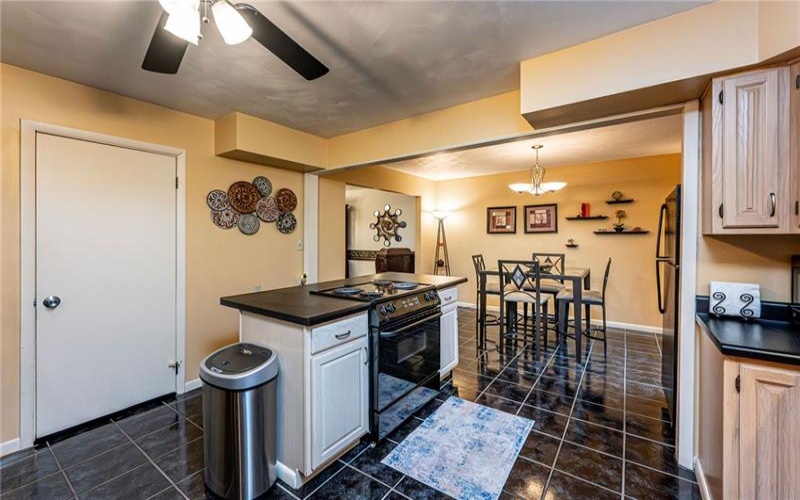 691 Adele Dr, Irwin, 15642, 3 Bedrooms Bedrooms, 10 Rooms Rooms,3.1 BathroomsBathrooms,Residential,For Sale,Adele Dr,1751087