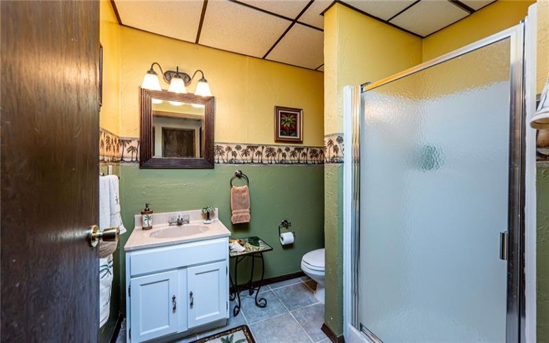 691 Adele Dr, Irwin, 15642, 3 Bedrooms Bedrooms, 10 Rooms Rooms,3.1 BathroomsBathrooms,Residential,For Sale,Adele Dr,1751087