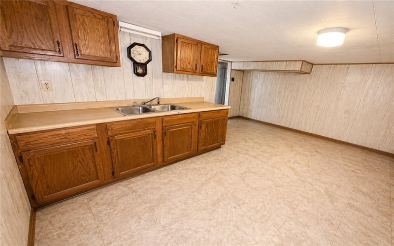 101 Fishpot Rd, Fredericktown, 15333, 1 Bedroom Bedrooms, ,1 BathroomBathrooms,Residential,For Sale,Fishpot Rd,1751254