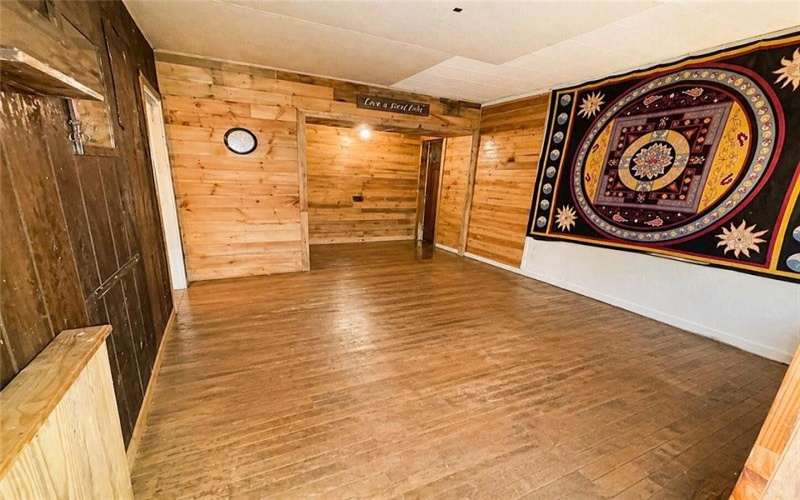 101 Fishpot Rd, Fredericktown, 15333, 1 Bedroom Bedrooms, ,1 BathroomBathrooms,Residential,For Sale,Fishpot Rd,1751254