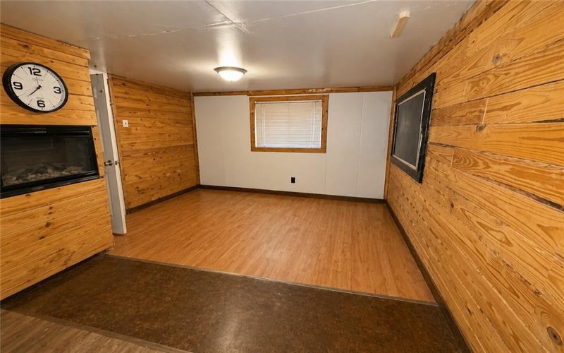 101 Fishpot Rd, Fredericktown, 15333, 1 Bedroom Bedrooms, ,1 BathroomBathrooms,Residential,For Sale,Fishpot Rd,1751254