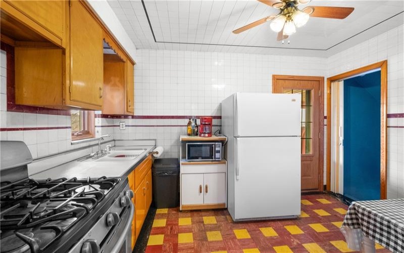 239 Spruce St, Canonsburg, 15317, 2 Bedrooms Bedrooms, 6 Rooms Rooms,2 BathroomsBathrooms,Residential,For Sale,Spruce St,1751267