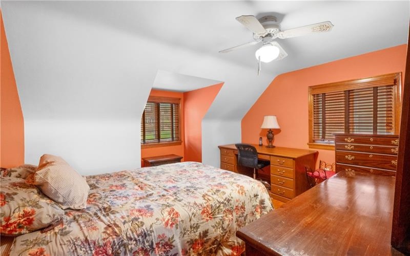 239 Spruce St, Canonsburg, 15317, 2 Bedrooms Bedrooms, 6 Rooms Rooms,2 BathroomsBathrooms,Residential,For Sale,Spruce St,1751267