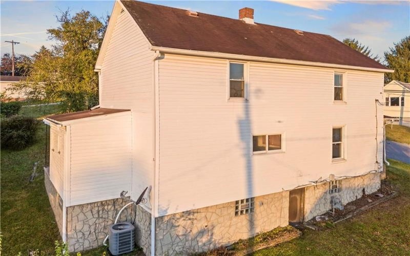 108 Oakwood AVENUE, Washington, 15301, 2 Bedrooms Bedrooms, 4 Rooms Rooms,1 BathroomBathrooms,Residential,For Sale,Oakwood,1751302
