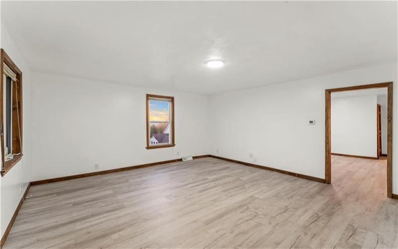 108 Oakwood AVENUE, Washington, 15301, 2 Bedrooms Bedrooms, 4 Rooms Rooms,1 BathroomBathrooms,Residential,For Sale,Oakwood,1751302