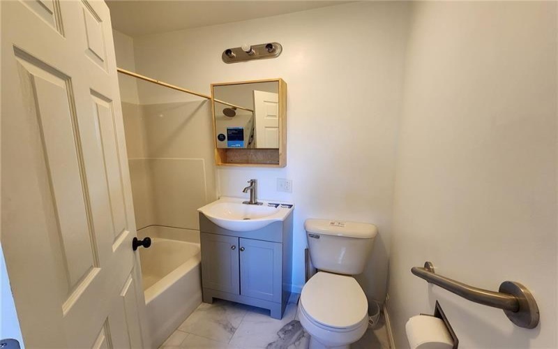 103 Elizabeth STREET, Washington, 15301, 3 Bedrooms Bedrooms, 6 Rooms Rooms,1 BathroomBathrooms,Residential,For Sale,Elizabeth,1751305