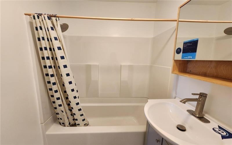 103 Elizabeth STREET, Washington, 15301, 3 Bedrooms Bedrooms, 6 Rooms Rooms,1 BathroomBathrooms,Residential,For Sale,Elizabeth,1751305