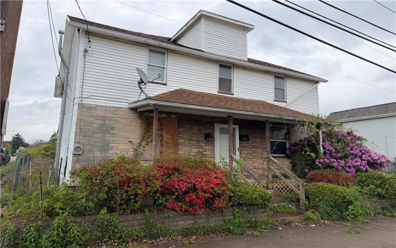 27 Mifflin Ave, Uniontown, 15401, 4 Bedrooms Bedrooms, ,1.1 BathroomsBathrooms,Residential,For Sale,Mifflin Ave,1751311