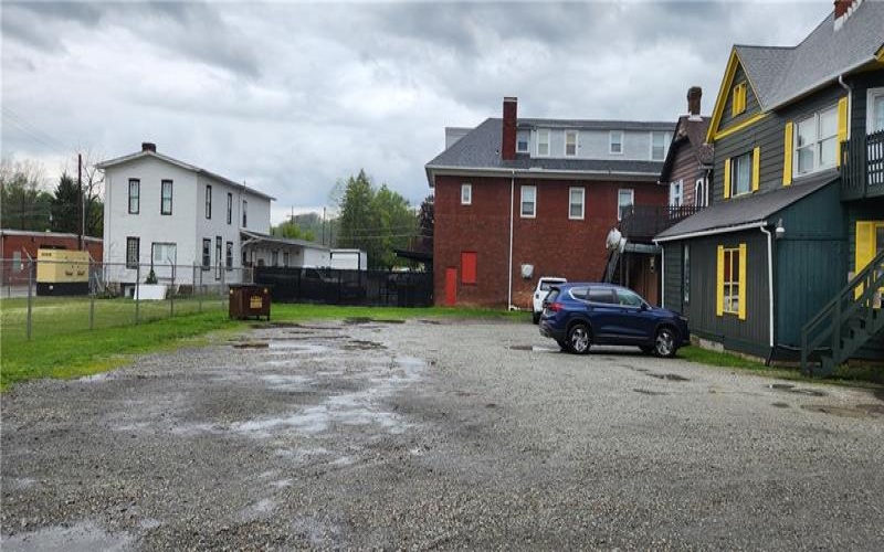 331-333 Main St, Ligonier, 15658, ,Commercial-industrial-business,For Sale,Main St,1751361