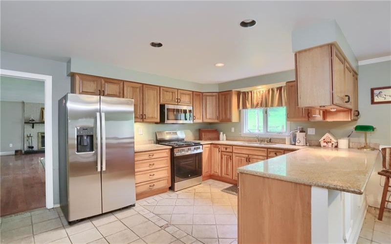 112 Lintel Dr, Canonsburg, 15317, 4 Bedrooms Bedrooms, 10 Rooms Rooms,2.2 BathroomsBathrooms,Residential,For Sale,Lintel Dr,1735165