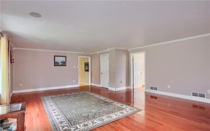 112 Lintel Dr, Canonsburg, 15317, 4 Bedrooms Bedrooms, 10 Rooms Rooms,2.2 BathroomsBathrooms,Residential,For Sale,Lintel Dr,1735165