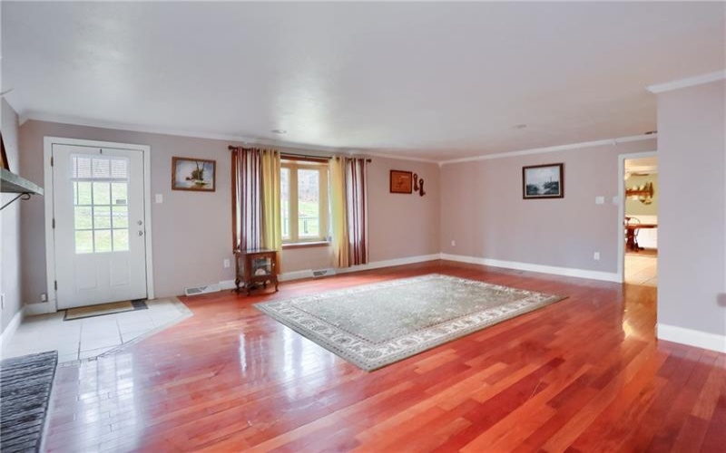 112 Lintel Dr, Canonsburg, 15317, 4 Bedrooms Bedrooms, 10 Rooms Rooms,2.2 BathroomsBathrooms,Residential,For Sale,Lintel Dr,1735165