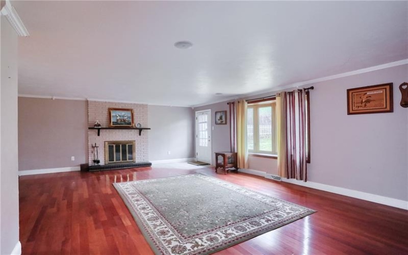 112 Lintel Dr, Canonsburg, 15317, 4 Bedrooms Bedrooms, 10 Rooms Rooms,2.2 BathroomsBathrooms,Residential,For Sale,Lintel Dr,1735165